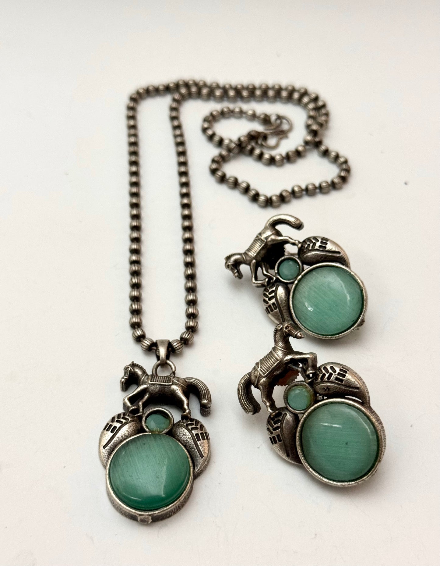 Premium Oxidised Mughal Pendnat set brass made