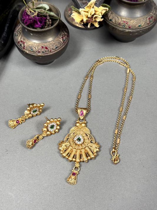 Rajwadi Brass Pendant set