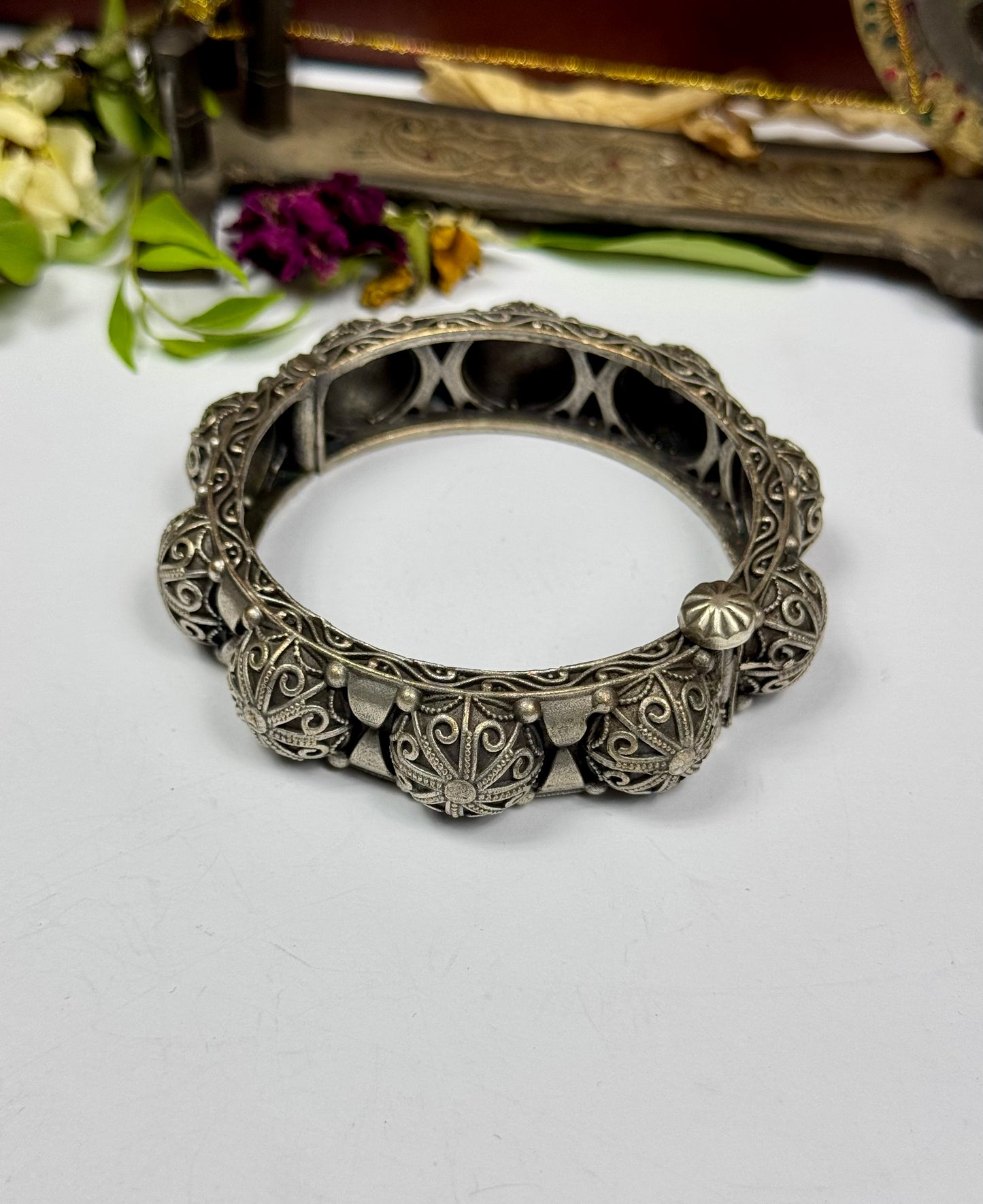 Brass made Sahar Oxidised Bangle