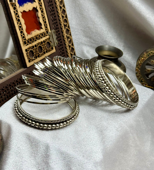 Metal Bangles Kara set