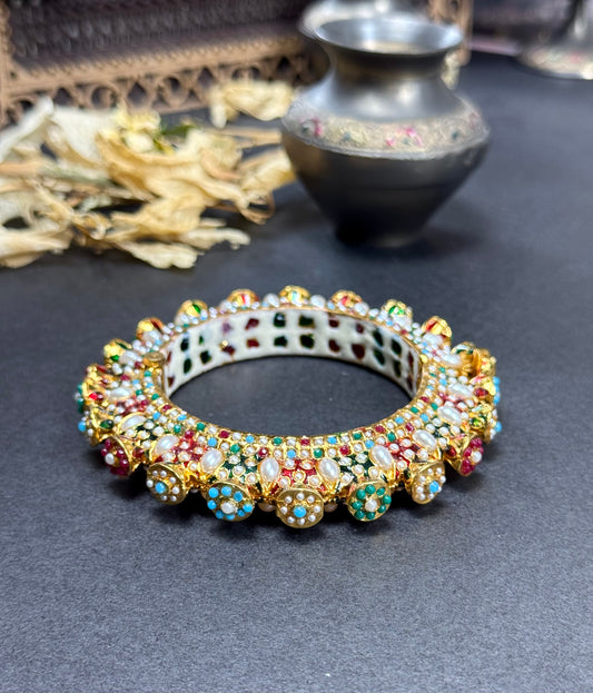 Rajwadi Navratan Openable Bangle