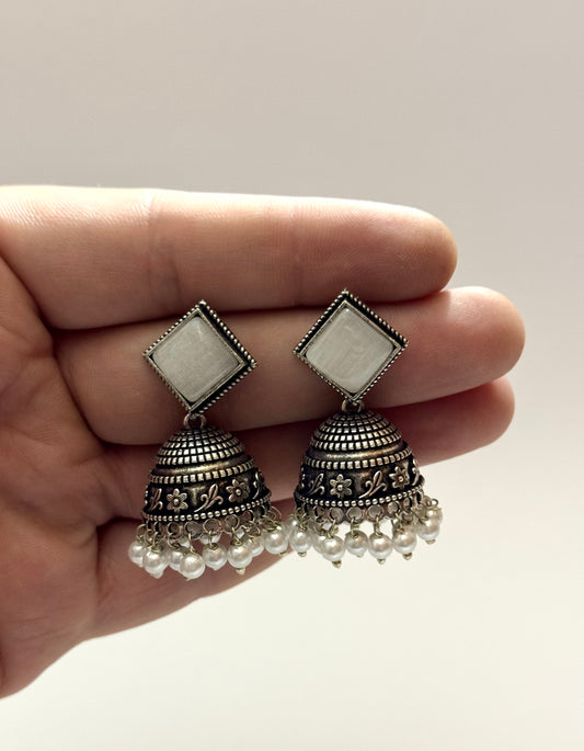 Premium brass made Oxidised jhumka