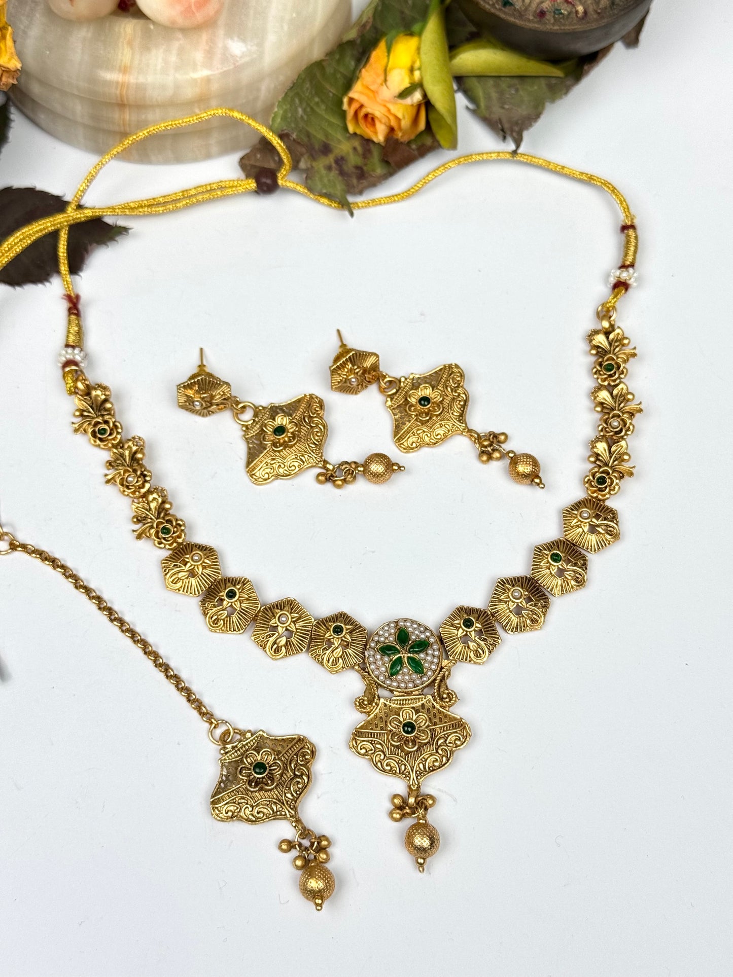 Rajwadi karena Necklace set