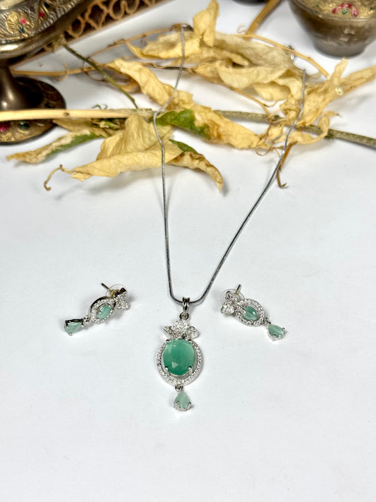 American Diamond 1 karat pendant sets