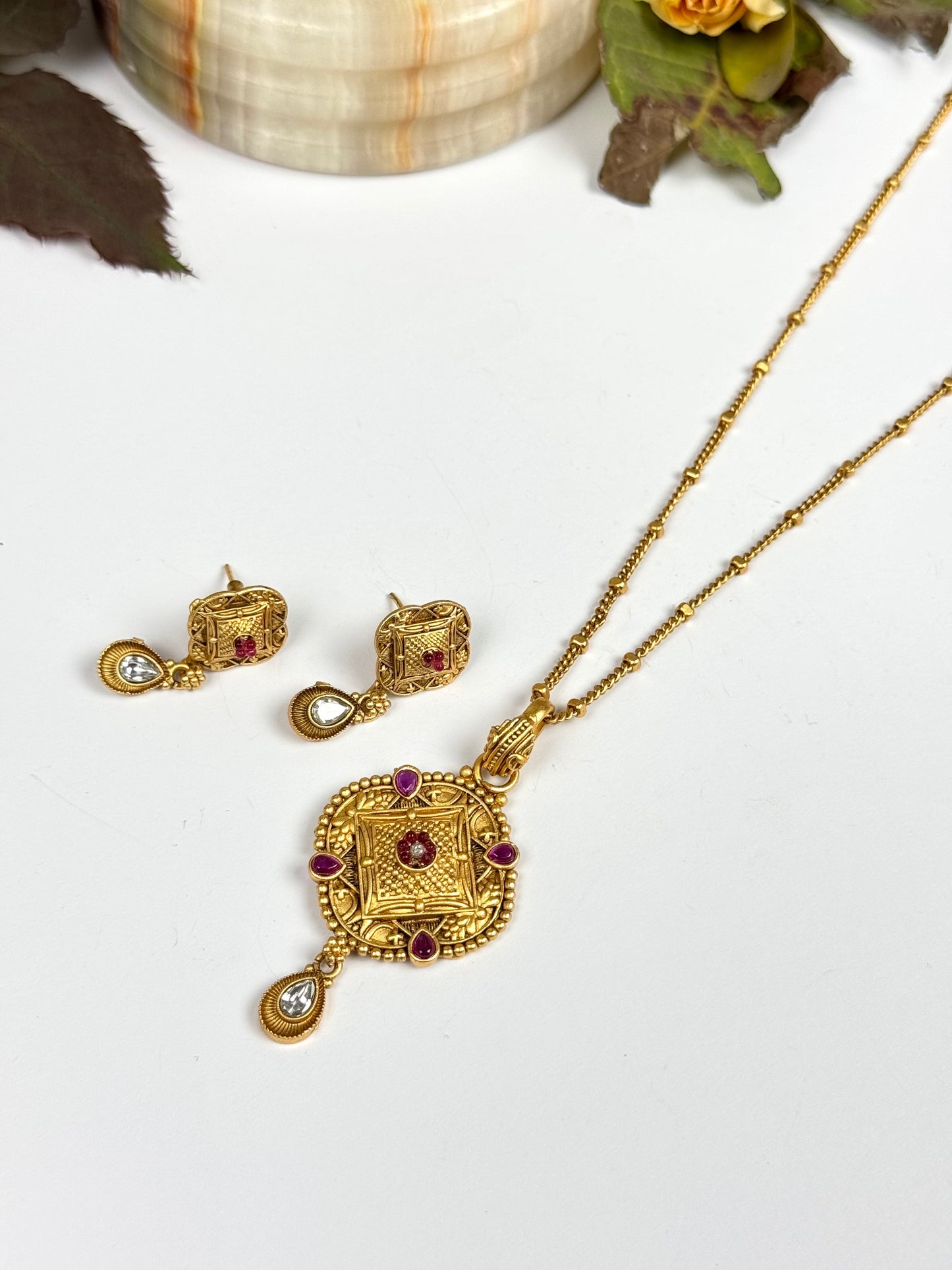 Rajwadi Brass Pendant set