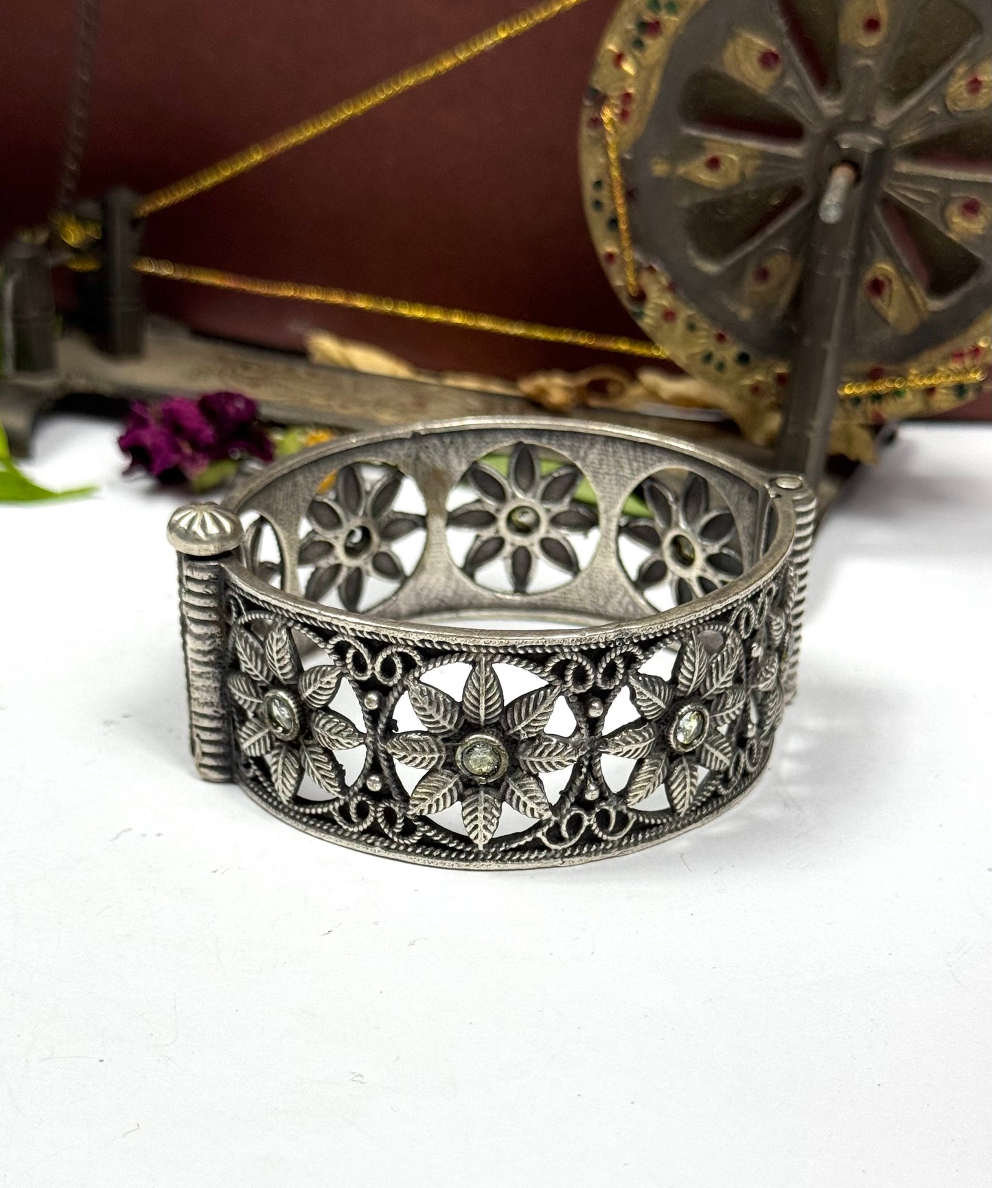 Brass made Mah-e-hush Oxidised Bangles