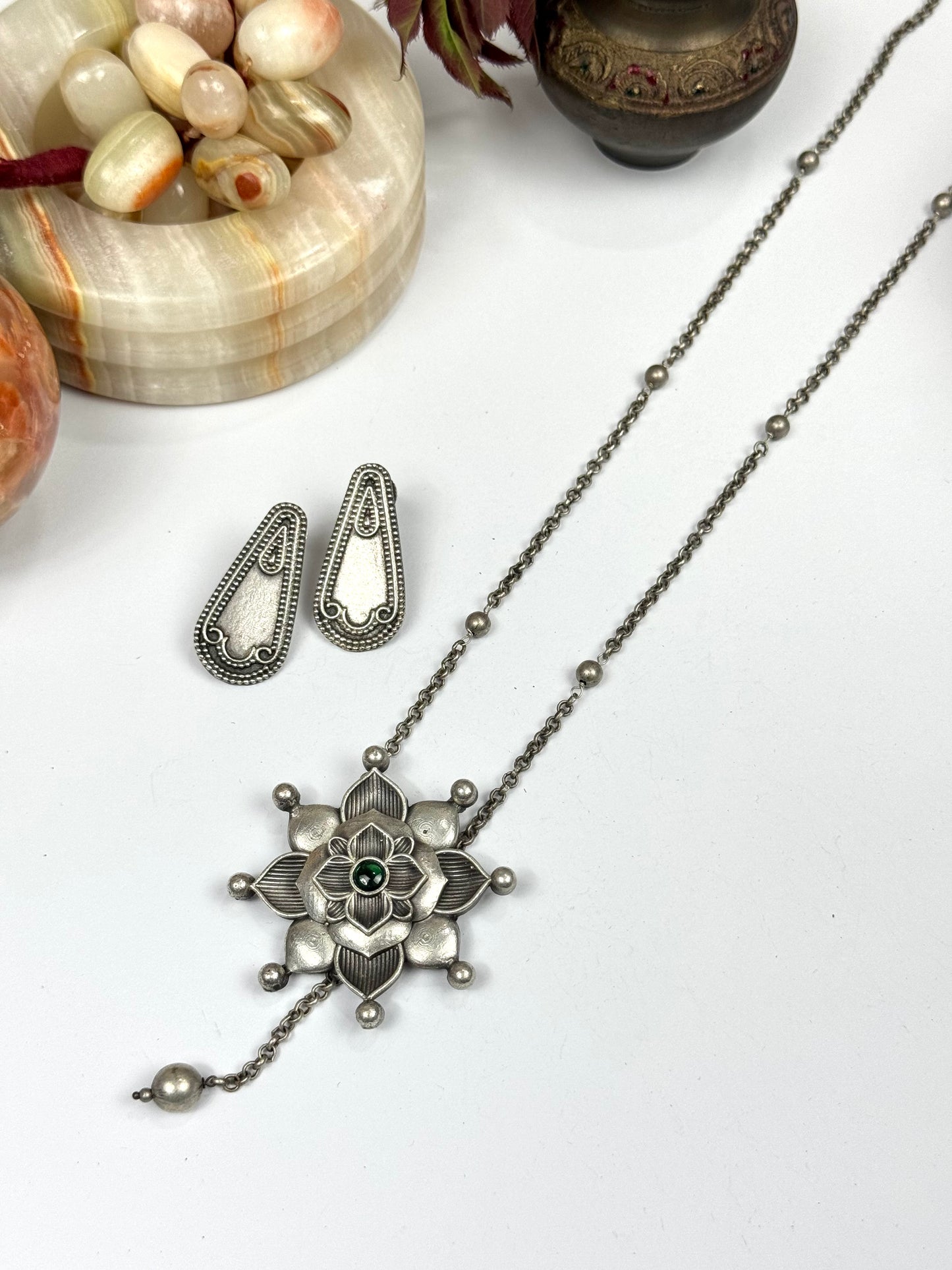 Premium oxidised Brass made sets