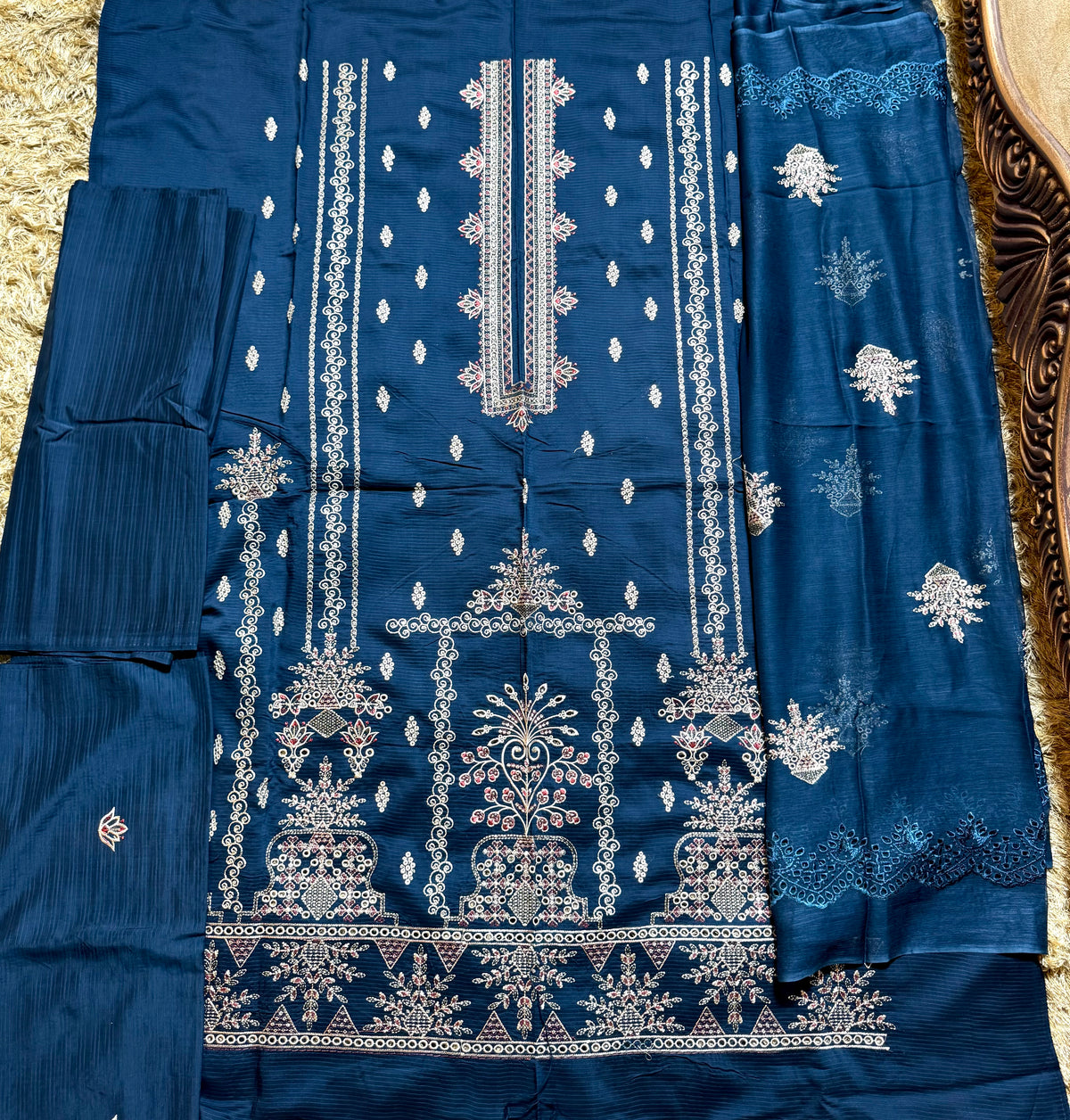 Libas-e-Shireen A+ Quality orignal Khadder 3 Pcs Embroidered Suit