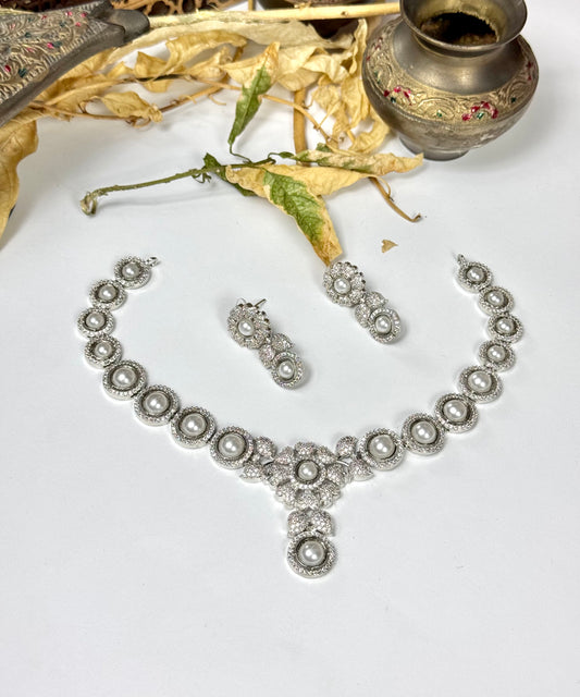 American Diamond 1 karat Pearl set