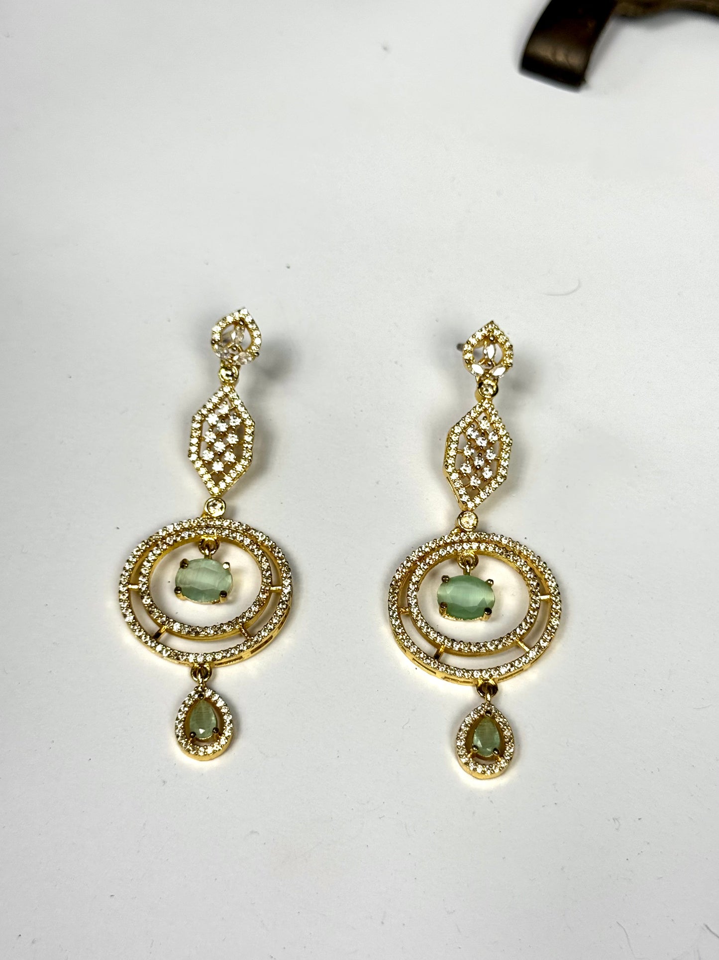 American Diamond 1 karat tops