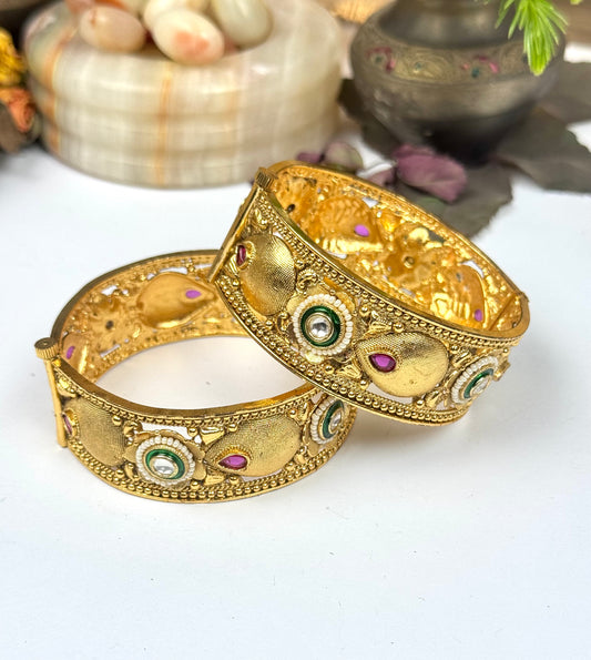 Rajwadi Kundn Openable Bangles pair