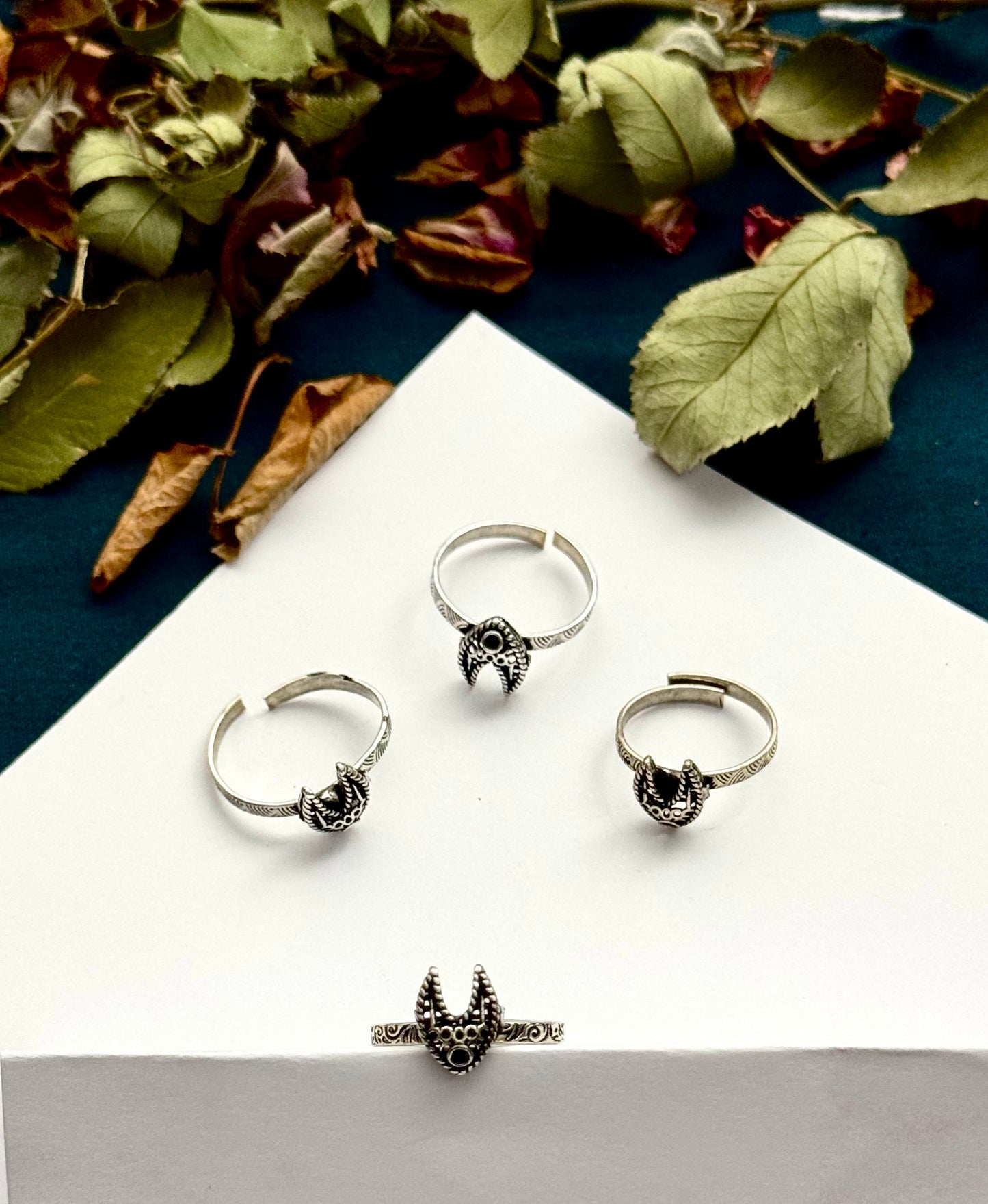 Toe rings Adjustable