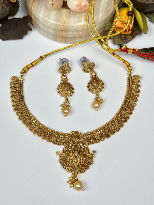 Rajwadi Shifali Necklace set