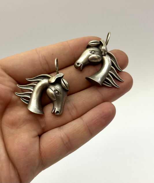 oxidised Noor e Jahan Earcufs