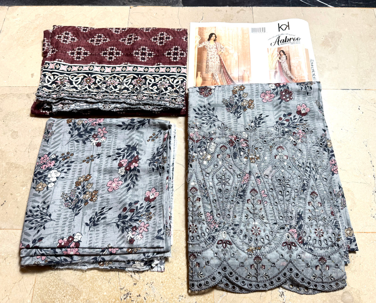 Libas-e-Shireen Orignal Tawakal embroidered Khadder 3 pcs suit