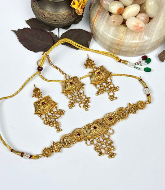 Rajwadi haya Choker set