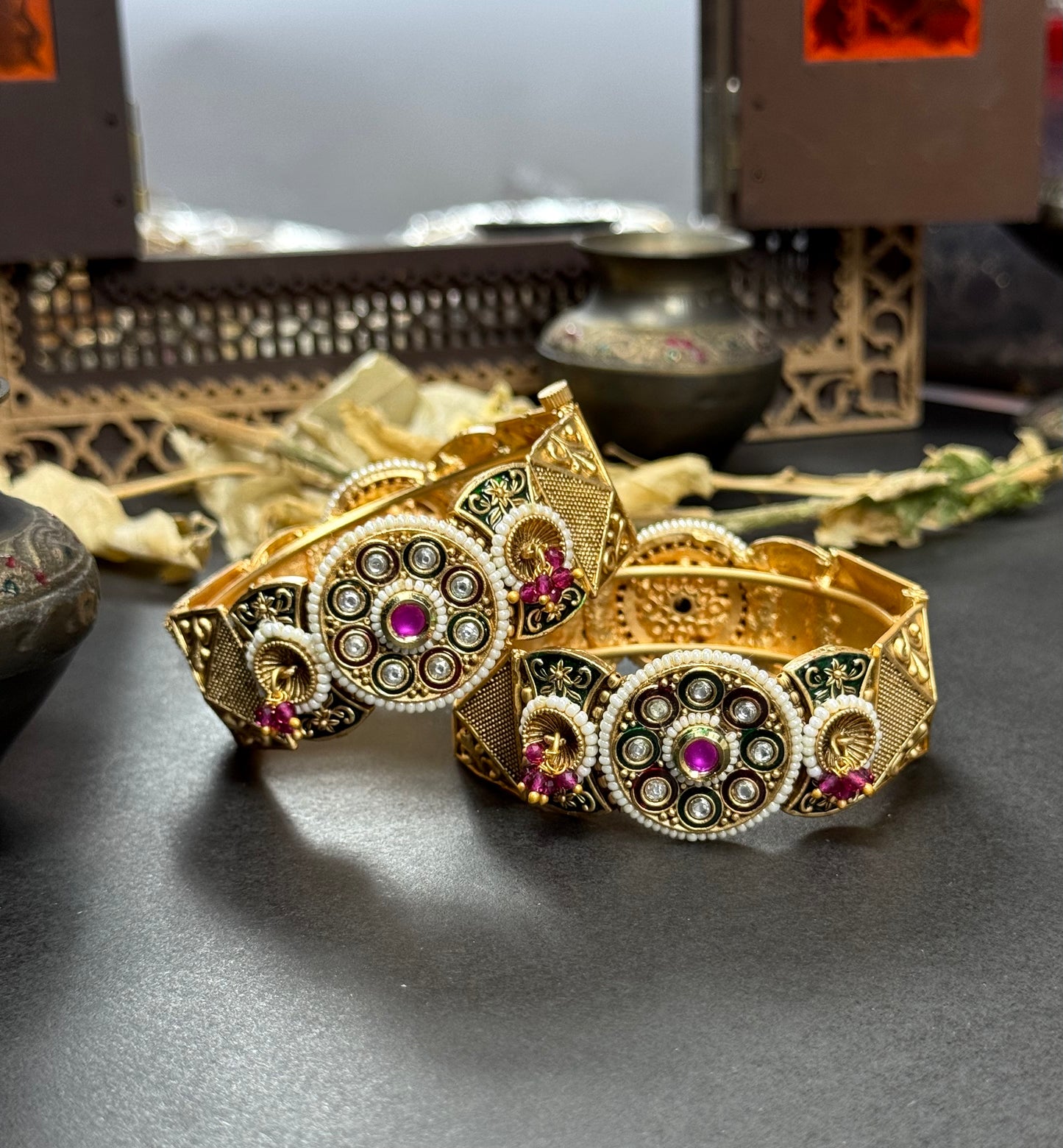 Rajwadi Patchi Kundn Openable Bangles pair