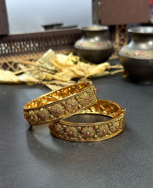Rajwadi openable Bangles pair