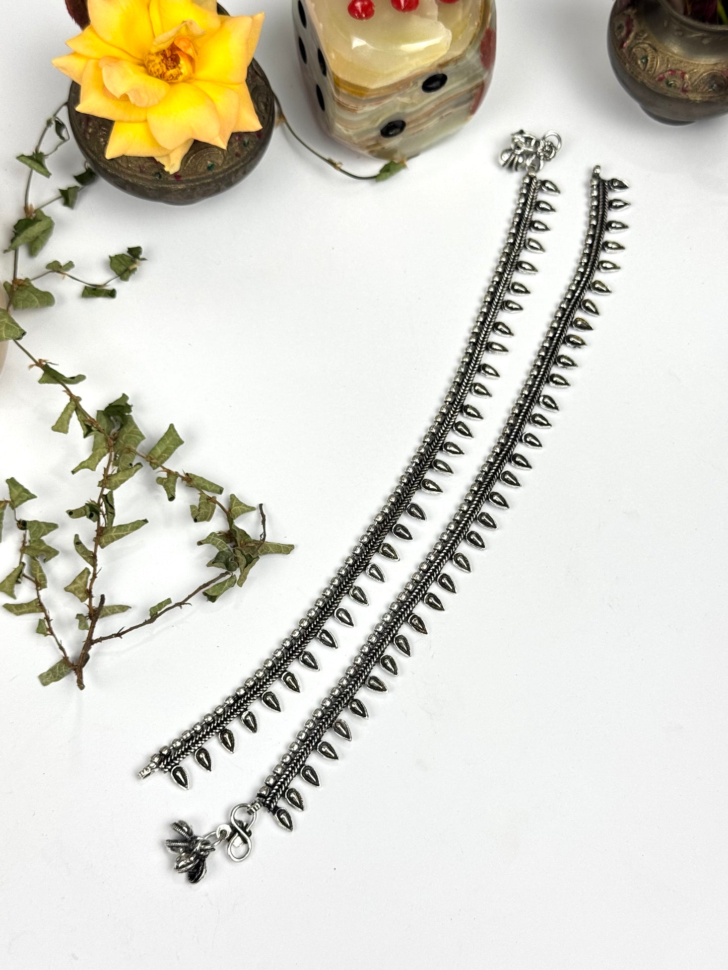 oxidised Adaa-e-khas pazaib