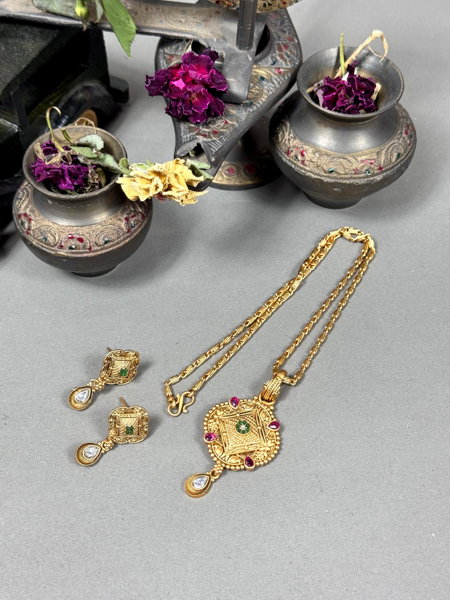 Rajwadi Brass Pendant set