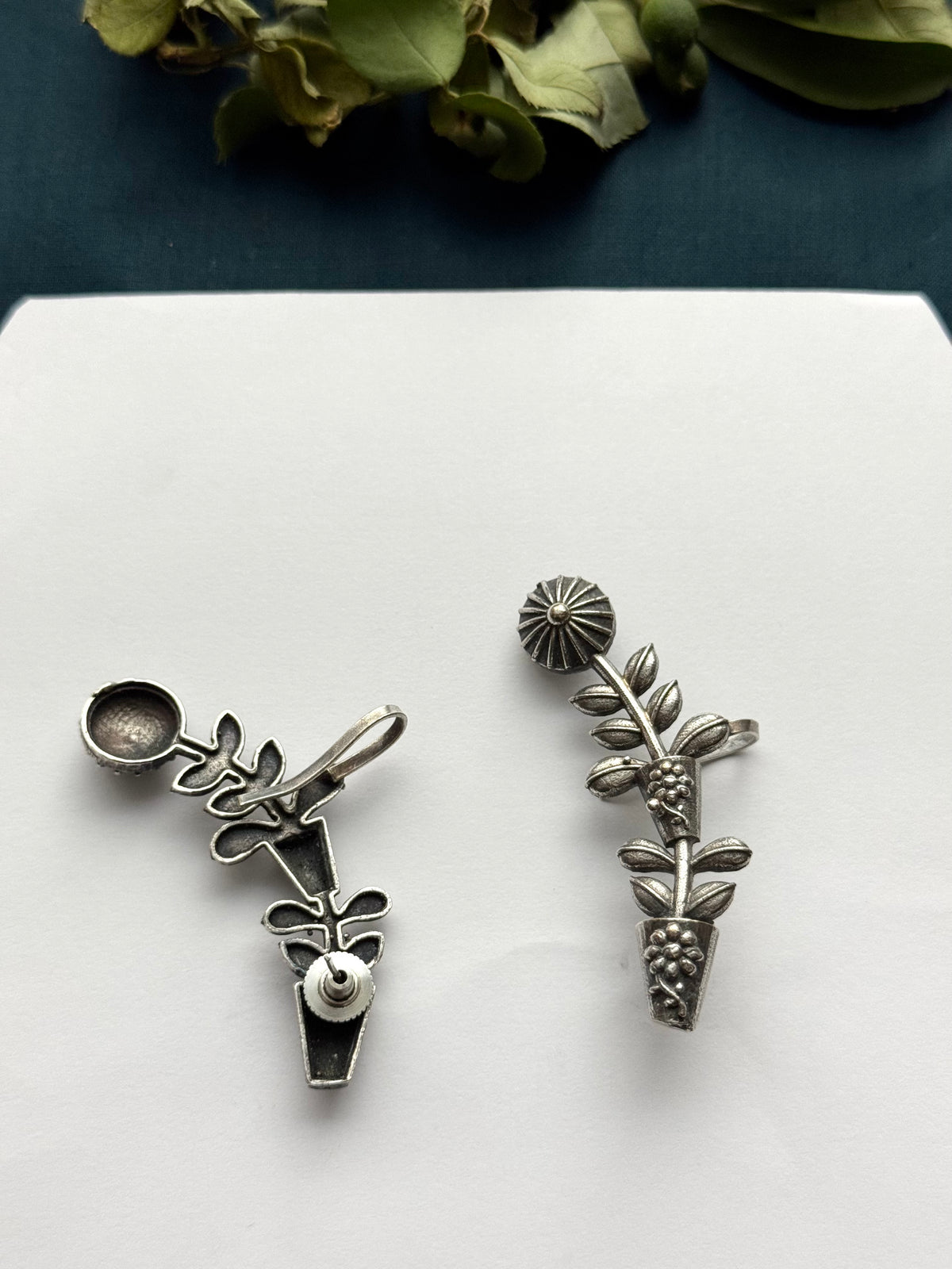 Premium Brass made Flower Earcufs