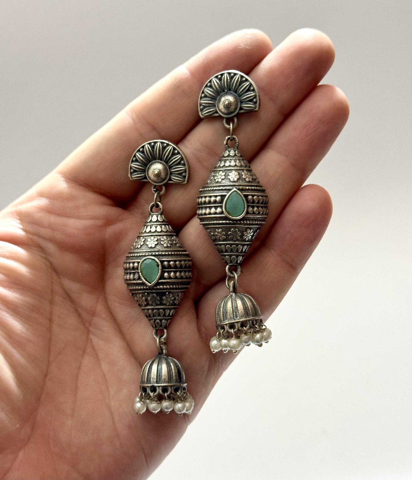 Premium brass made Oxidised jhumka
